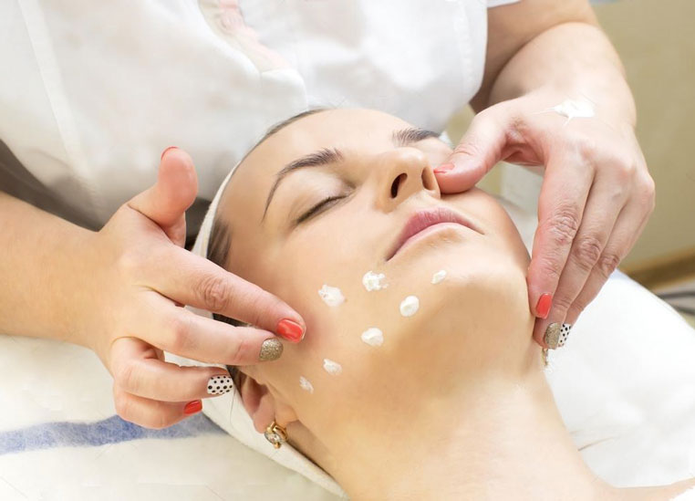 training-massage-cosmetics-consultation training-massage-cosmetics-consultation