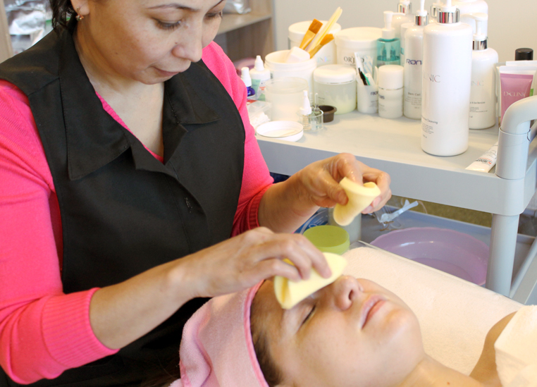 Facial-massage-koreanmed-almaty8 Facial-massage-koreanmed-almaty8